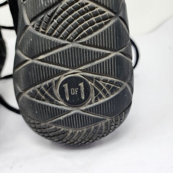 Puma MB.01 Iridescent Dreams M.E.L.O. Edition Basketball Shoes Size 6C Kids - Picture 9 of 12